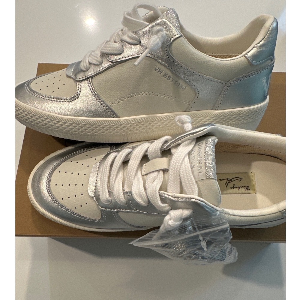 NEW Vintage Havana Fast 3 Sneakers White Multi Silver Metallic Low Top Size 6